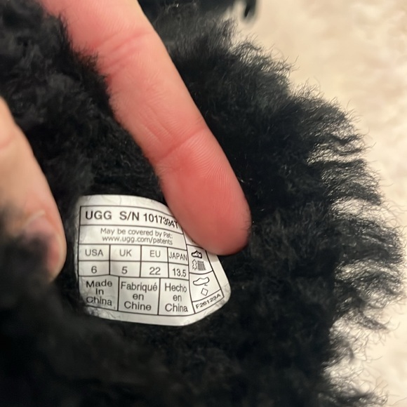 UGG Toddler Bailey Bow - Picture 5 of 5